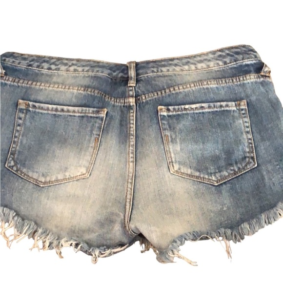 Merona  size 12 distressed blue Jean shorts, with stretch NWOT - Picture 2 of 8